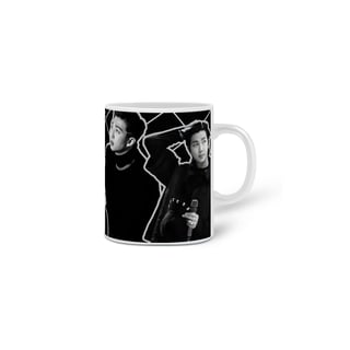 Nome do produto B&W Namjoon Mug