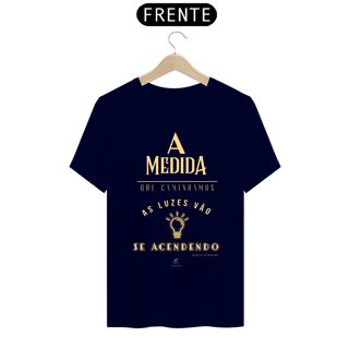 Nome do produto Camiseta Masculina Claudia Bastos - A Medida Que Caminhamos