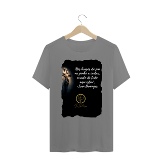 Nome do produto Camiseta Plus Size Ivan Domingos - Nos braços do Pai