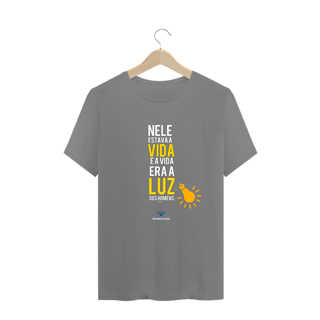 Nome do produto Camiseta Plus Size Ederson de Oliveira - A Luz dos Homens