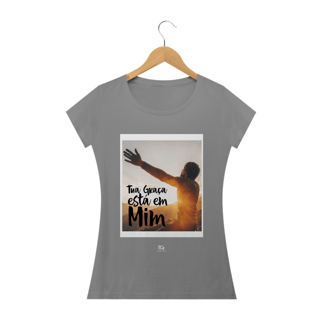 Nome do produto Camiseta Feminina Edu Guimarães - Tua Graça Está em Mim