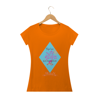 Nome do produto Camiseta feminina Tininha Elo - Seja Luz que evangeliza