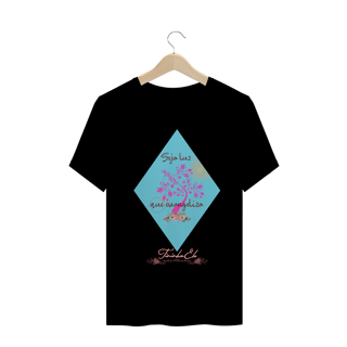 Nome do produto Camiseta Tininha Elo - Seja luz que evangeliza