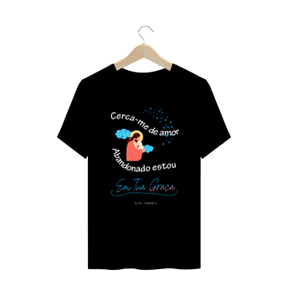 Nome do produto Camiseta Plus Size Rose Teixeira - Cerca-me de Amor