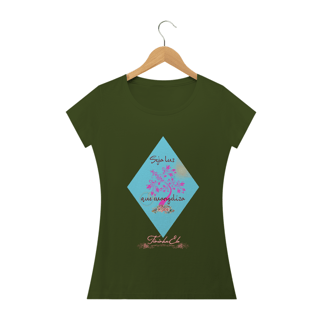 Nome do produto Camiseta feminina Tininha Elo - Seja Luz que evangeliza