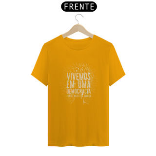 Nome do produto Camiseta - Vivemos em uma democracia