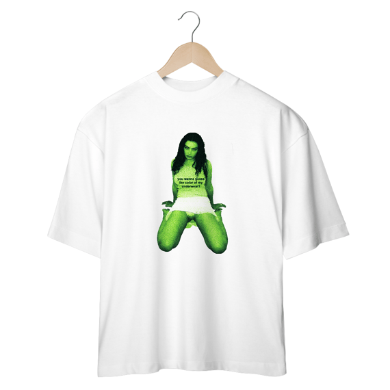 CAMISETA OVERSIZED CHARLI XCX GUESS