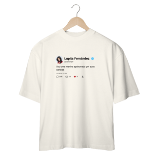Nome do produto Camiseta Oversized - RBD Lupita Uma Menina Apaixonada Por Suas Caricias