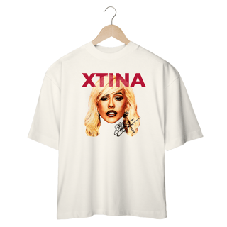 Nome do produto CAMISETA OVERSIZED CHRISTINA AGUILERA FACE