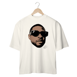 Nome do produto CAMISETA OVERSIZED USHER