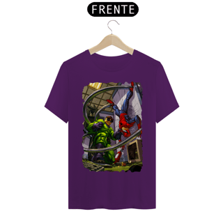 Nome do produto Camiseta Classic - Homem Aranha vs Doutor Octopus