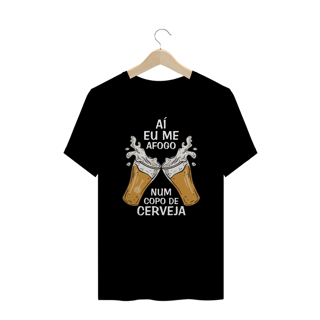 Nome do produto Camiseta Plus Size Aí Eu Me Afogo Num Copo de Cerveja
