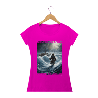 Nome do produto Camiseta Jesus Cristo andando sobre as águas - Feminina