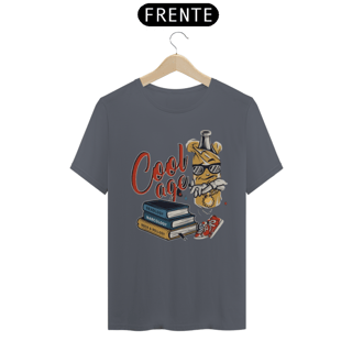Nome do produto Camiseta College Retrô