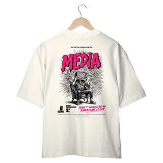 Nome do produto Camiseta Oversized Green Day American Idiot (Estampa nas Costas)