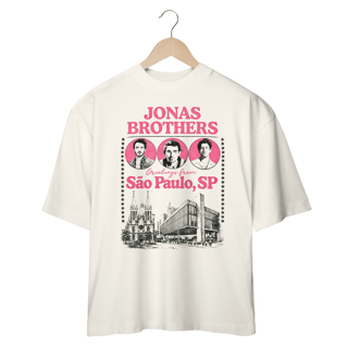 Nome do produto Camiseta Oversized Jonas Brothers Greetings From São Paulo V2
