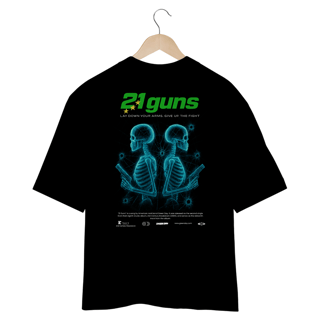 Nome do produto Camiseta Oversized Green Day 21 Guns (Estampa nas Costas)