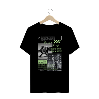 Nome do produto Camiseta Plus Size Green Day Live in Brazil