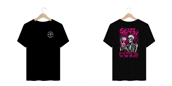 Camiseta Plus Size Avenged Sevenfold Seize The Day(Preta, Estampa Frente e Costas)