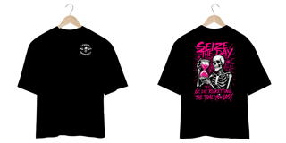 Nome do produto Camiseta Oversized Avenged Sevenfold Seize The Day (Preta, Estampa Frente e Costas)