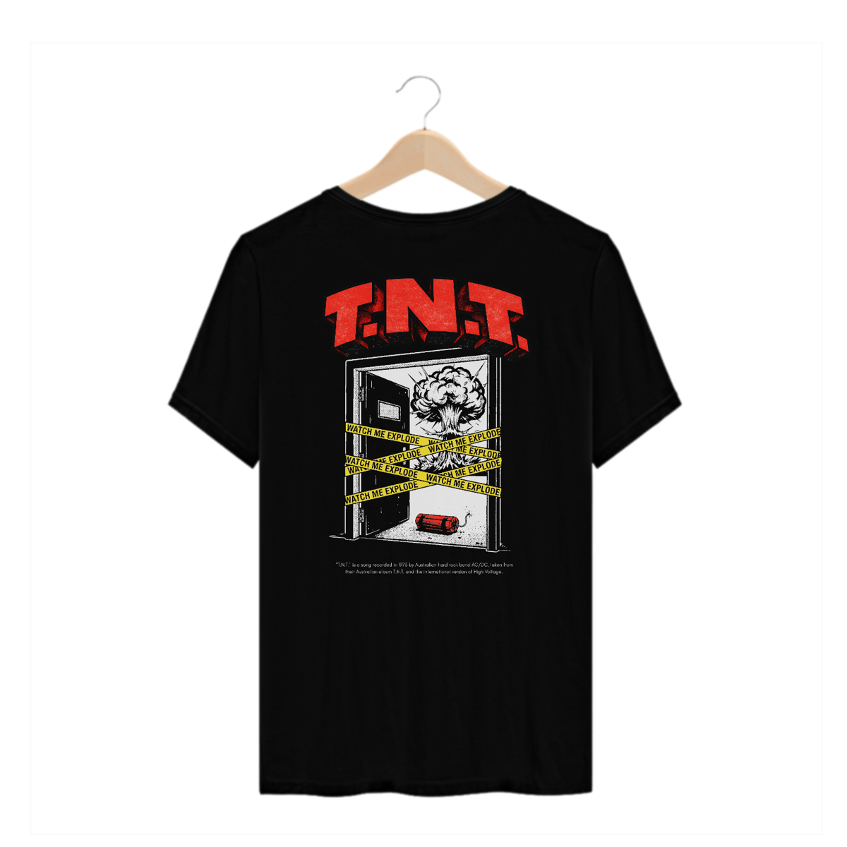 Nome do produto: Camiseta Plus Size AC/DC T.N.T. (Estampa nas Costas)