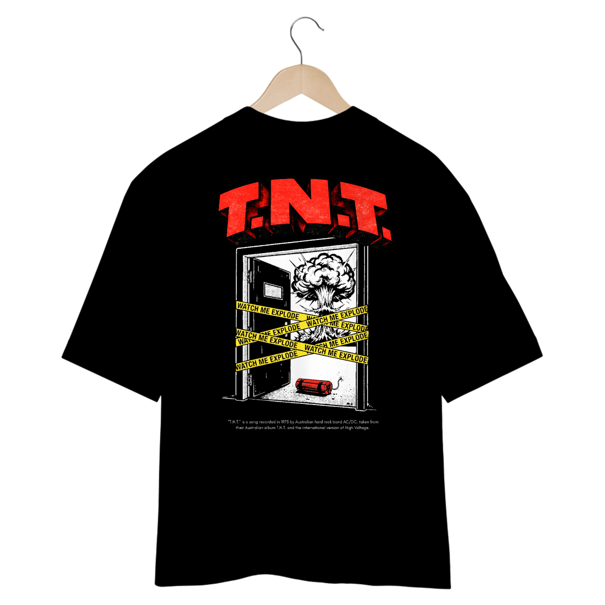 Nome do produto: Camiseta Oversized AC/DC T.N.T. (Estampa nas Costas)