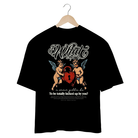 Camiseta Oversized Jonas Brothers What a Man Gotta Do (Preta)