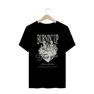 Nome do produto Camiseta Plus Size Jonas Brothers Burnin' Up (Preta)