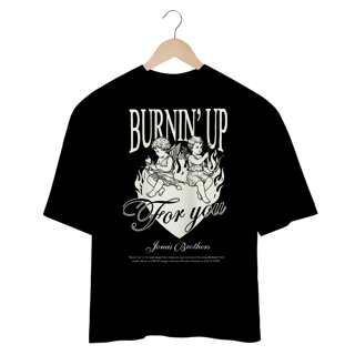 Nome do produto Camiseta Jonas Brothers Burnin' Up (Preta & Vinho)