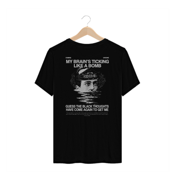 Camiseta Plus Size Korn Coming Undone (Estampa nas Costas)
