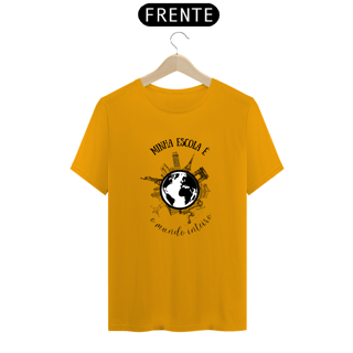 Nome do produto Camiseta masculina clara Minha escola é o mundo inteiro