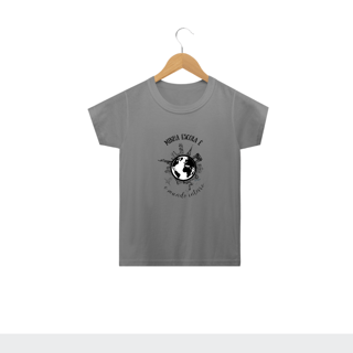 Nome do produto camiseta infantil Minha escola é o mundo todo - Clara