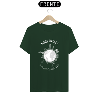 Nome do produto Camiseta masculina escura minha escola é o mundo inteiro