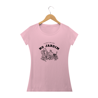 Nome do produto Camiseta feminina a vida é melhor no Jardim