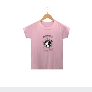 Nome do produto camiseta infantil Minha escola é o mundo todo - Clara