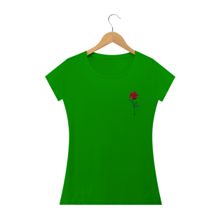 Nome do produtoCamisa clássica feminina com flor rosa