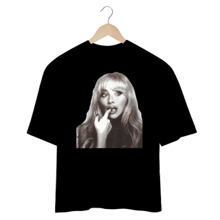 Nome do produto OVERSIZED SABRINA CARPENTER