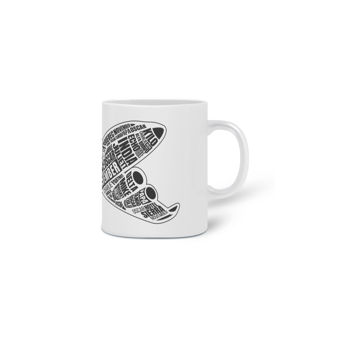 Nome do produto: Caneca Alfabeto Avião Preta
