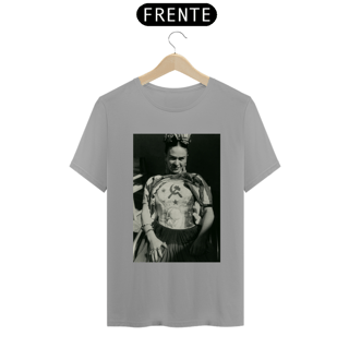 Nome do produto Camiseta - Frida Comunista