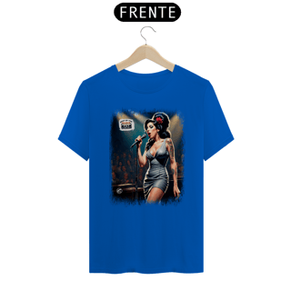Nome do produto Camiseta Amy Winehouse - Best of the 60s to the Y2K