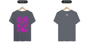Nome do produtoCAMISETA DON'T PANIC ESTAMPA ROSA