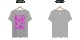 Nome do produtoCAMISETA DON'T PANIC ESTAMPA ROSA