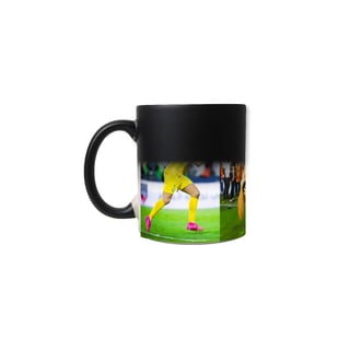 Nome do produto Caneca Mágica CR7 GOAT 