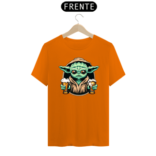 Nome do produto CAMISETA BABY YODA COM CERVEJA