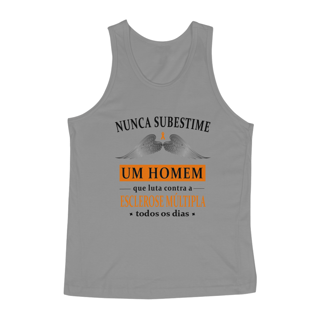 Nome do produto Regata - Nunca subestime um homem - Branca ou cinza