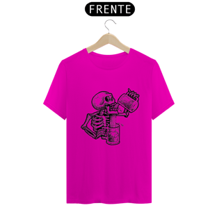 Nome do produtoCamiseta - Caveira Tomando Cerveja