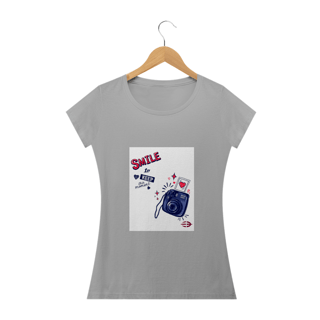 Nome do produto Camiseta Feminina Smile To The Camera - Atena™
