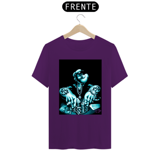 Nome do produto Camiseta Masculina Popeye Jogando Poker - Atena™