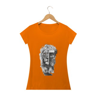 Nome do produto Camiseta feminina a Cruz o Cordeiro e o Leão 