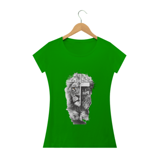 Nome do produto Camiseta feminina a Cruz o Cordeiro e o Leão 